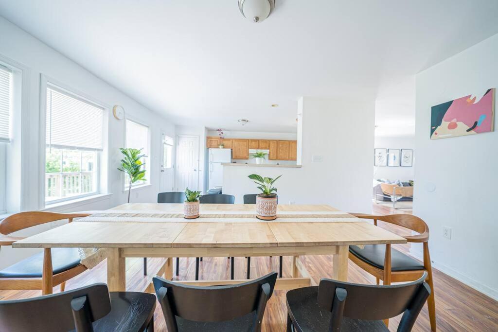 3br 2ba Near Hard Rock Ocean