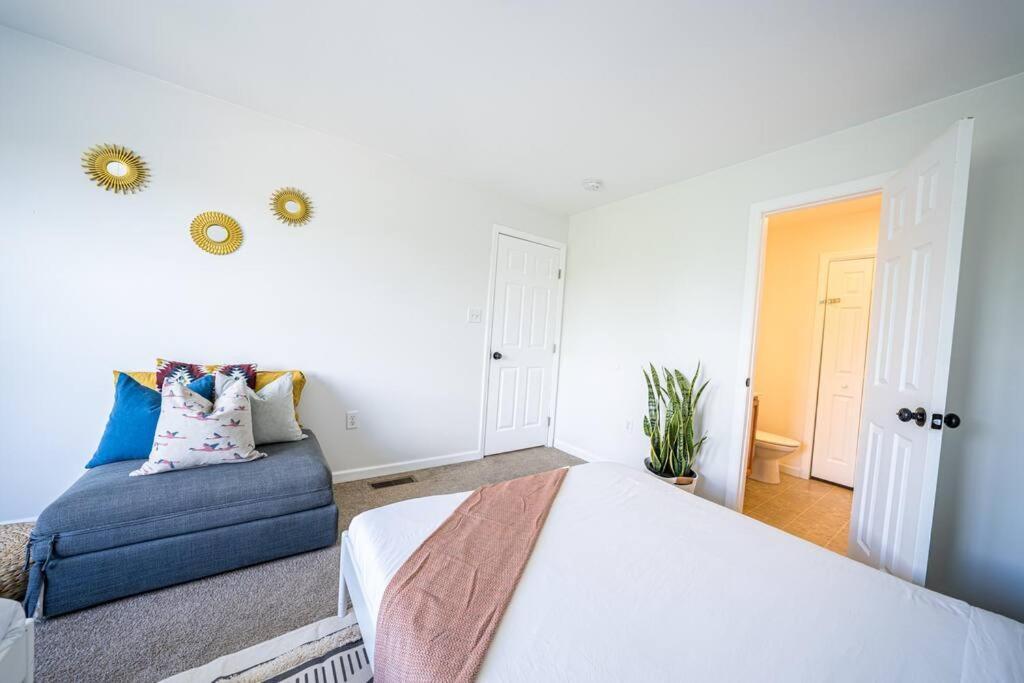 3br 2ba Near Hard Rock Ocean Holiday home *
